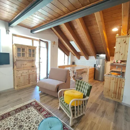 Hostdomus - Wood Loft 아파트