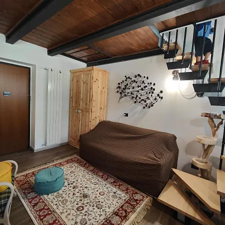 Hostdomus - Wood Loft * Cesana Torinese