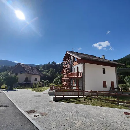 Hostdomus - Wood Loft *