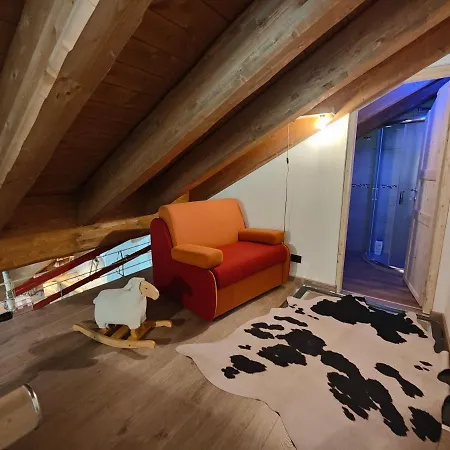 Hostdomus - Wood Loft *